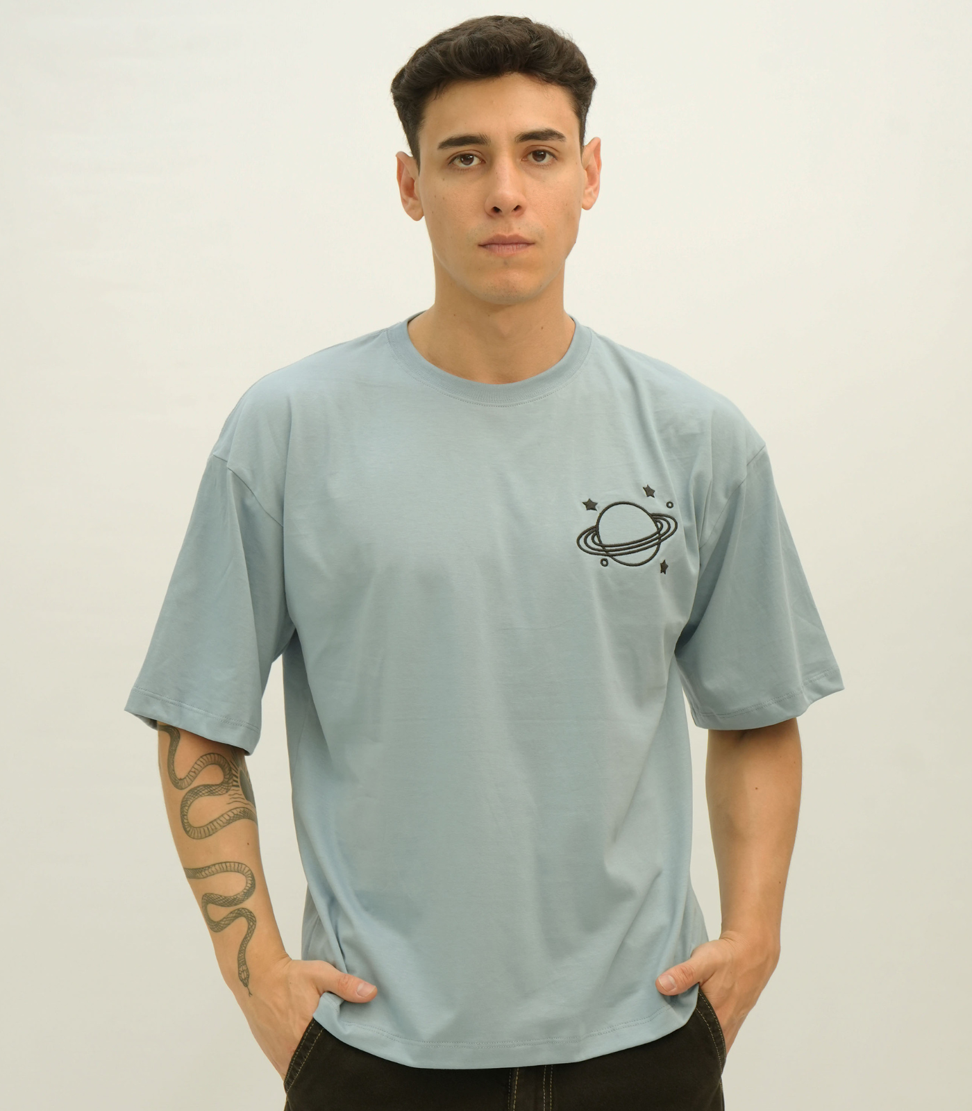 Polo Planeta Celeste - Modelo
